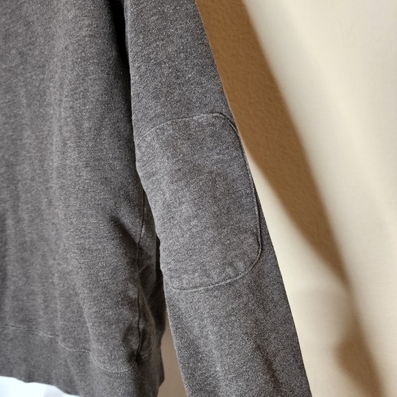 Roots Canada button down sweatshirt - Picture 10 of 16